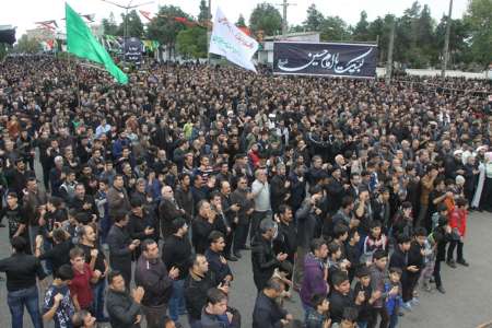 اجتماع بزرگ عزاداران اربعین حسینی در اصفهان برگزار شد 