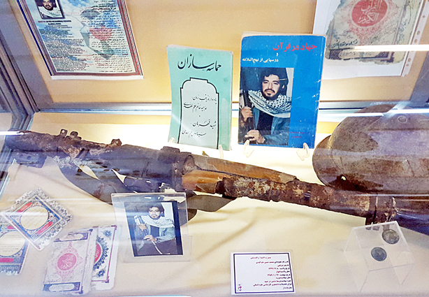 موزه  شهدا   استاندارد  نیست