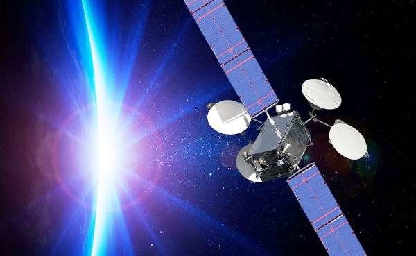 خرید ۲ ماهواره مخابراتی و سنجشی به ارزش ۱۸۰۰ میلیارد تومان