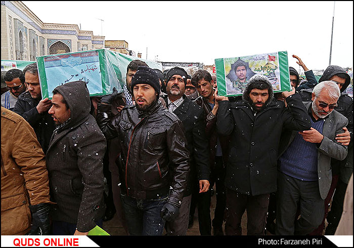 پیکر پاک و مطهر دو شهید مدافع حرم در مشهد تشییع و به خاک سپرده شد