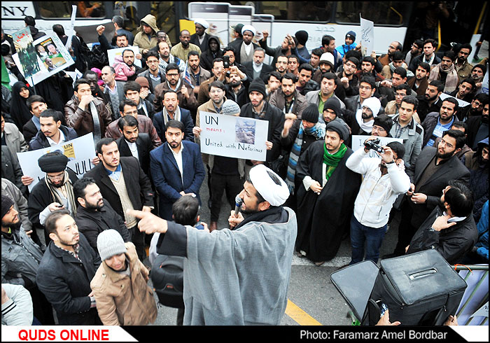 تجمع اعتراض آمیز دانشجویان دانشگاه فرهنگیان مشهد به کشتار مردم نیجریه