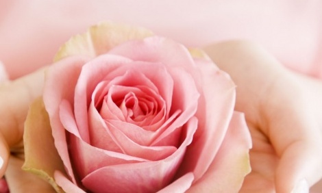 نسخه پیامبر(ص) برای روشنی پوست و قوت اعصاب