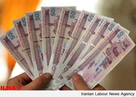 کاهش یک درصدی نرخ تورم خانوارهای ایرانی در آذر ۱۴۰۰