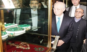 خزانه جواهرات ملی ایران بی‌نظیر است