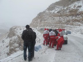  امدادرسانی به ۴۲۰۰ تن در برف و کولاک طی ۸ روز 