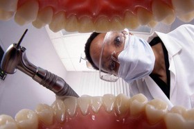 روایت ۷ روز «دندانپزشکی» در مناطق محروم/ کاشت «ایمپلنت» مجانی