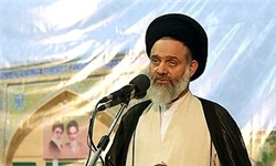 «‌حجت‌الاسلام روحانی» باید خود را رئیس‌جمهور همه ملت بداند/با متخلفان برخورد شود