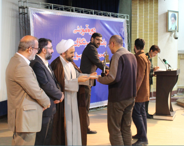  خبرنگارقدس آنلاین برگزیده جشنواره رسانه ای ابوذرشد