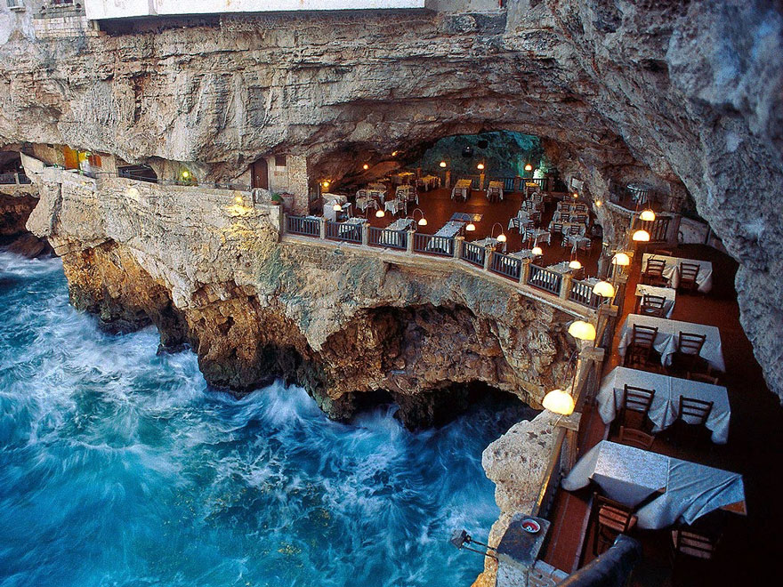 تصاویری از رستورانی درون غار