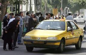 تکرار داستان  بالا رفتن کرایه تاکسی ها درکرج /رانندگان از افزایش ۱۰درصدی ناراضی اند