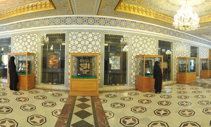 برپایی نمایشگاه روزشمار وقایع انقلاب اسلامی در موزه رضوی