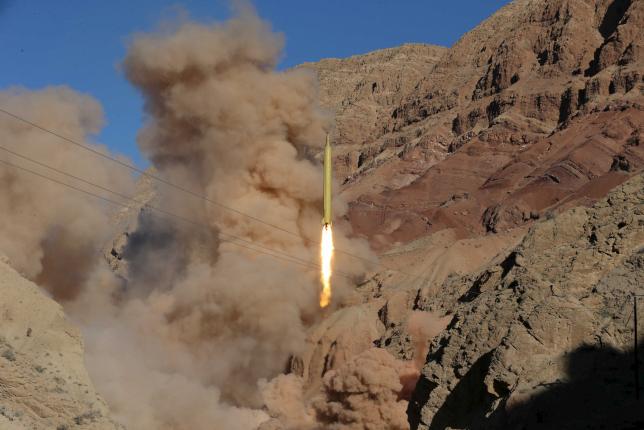 اظهارات متفاوت غرب در مورد آزمایش موشک بالستیک ایران