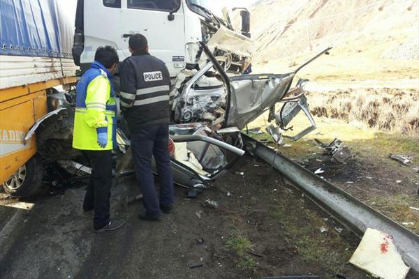یک کشته در تصادف کامیون با زانتیا در محور شاهرود به سبزوار