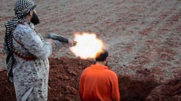 داعش سر ۸ عراقی را منفجر کرد + تصاویر