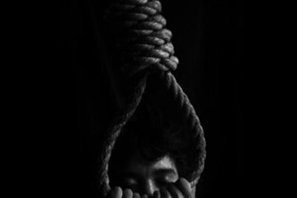 خودکشی جوان ۲۰ ساله در اصفهان