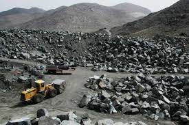 کارکنان چینی معدن سنگ آهن خواف از قرنطینه خارج شدند
