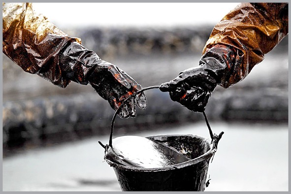  نشست شکننده دوحه / تلاش برای تثبیت قیمت نفت