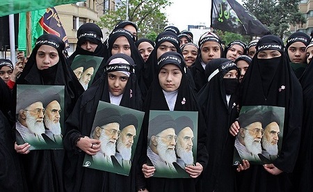راهپیمایی حافظان حجاب در مشهد برگزار شد