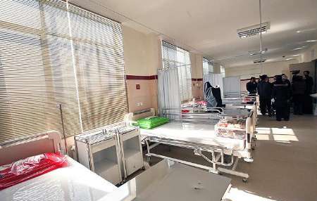 کمبود ۱۲۰ هزار تخت بیمارستانی در کشور
