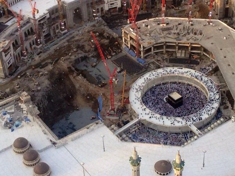 شرکت «بن لادن» کار خود را در مکه از سر می‌گیرد