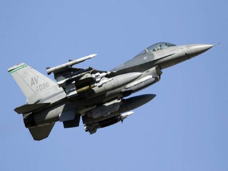 جت های F-۱۶ آمریکایی در پاکستان، تهدیدی برای هند
