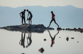 ستاد احیای دریاچه ارومیه مهر محرمانه را از کارهایش بردارد