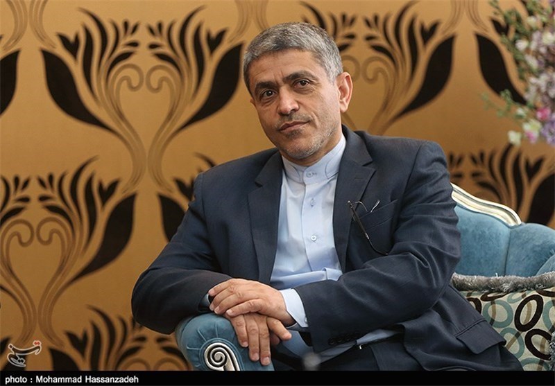 اقتصاد ایران با نفت ۴۰ دلاری به رشد ۵ درصد می‌رسد