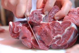 کاهش قیمت گوشت در پی کشتار بره‌های ماده 