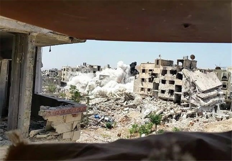 هلاکت ۵۰ تروریست در عملیات ویژه ارتش سوریه در حومه دمشق+ تصاویر