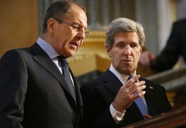 لاوروف با رد پافشاری کری: بشار اسد رفتنی نیست 