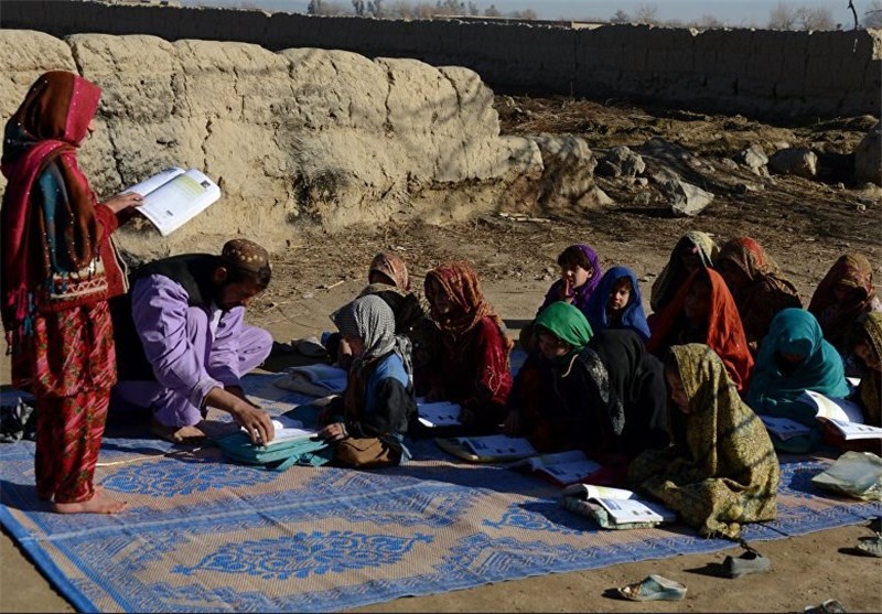 انتقاد از کمک به ۲۷۰ مدرسه طالبان