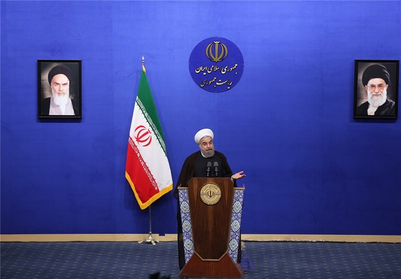 روحانی: مقررات نوین تحولات بانکی امضا و ابلاغ شد  
