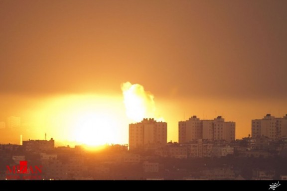 جنگنده‎های رژیم صهیونیستی نوار غزه را بمباران کردند