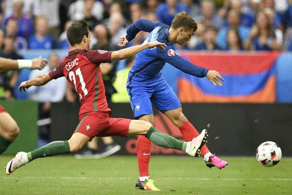 ستاره فرانسه بهترین بازیکن یورو ۲۰۱۶ شد
