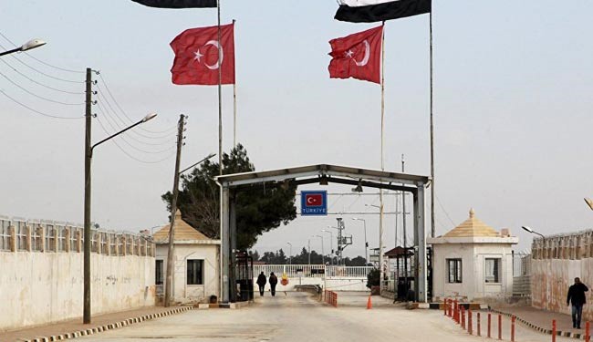 هر هفته ۱۰۰ تروریست‌ از مرزهای ترکیه وارد سوریه می‌شوند 