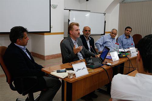 برگزاری سمینار "مدیریت بهینه منابع آبی با رویکرد آب مجازی" در یزد