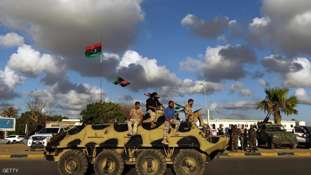 عملیات جنگنده‌های خارجی در آسمان بنغازی/کشته شدن سرکرده داعش در لیبی
