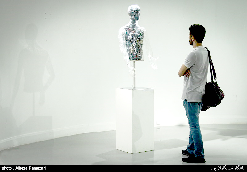 گره‌زدن تخیل و واقعیت با دستان هنرمندان ایرانی 