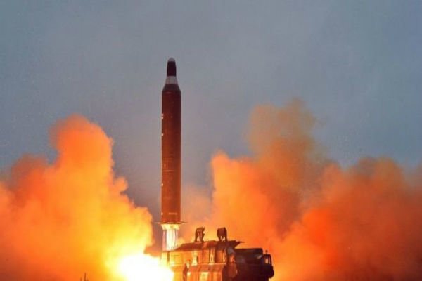 کره شمالی موشک جدیدی را به سمت ژاپن شلیک کرد/واکنش سئول و توکیو