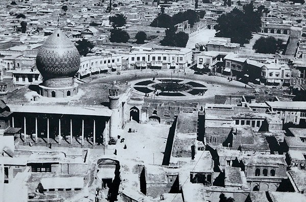 بررسی اسناد حرم احمدی در گنجینه رضوی