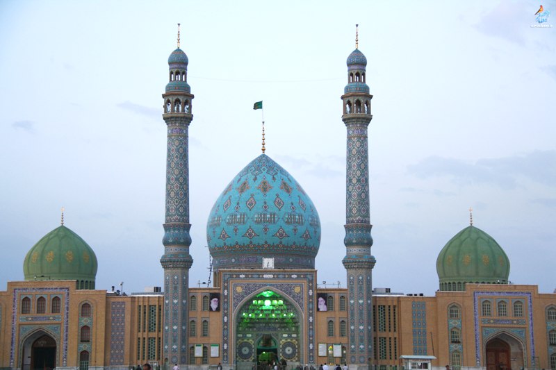 مسجد جمکران میزبان خانواده شهدای مدافع حرم می شود
