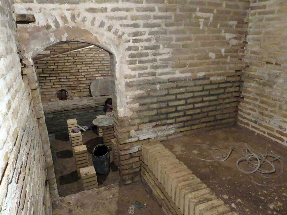 کشف حمام قدیمی در دانشکده هنر و معماری دانشگاه یزد