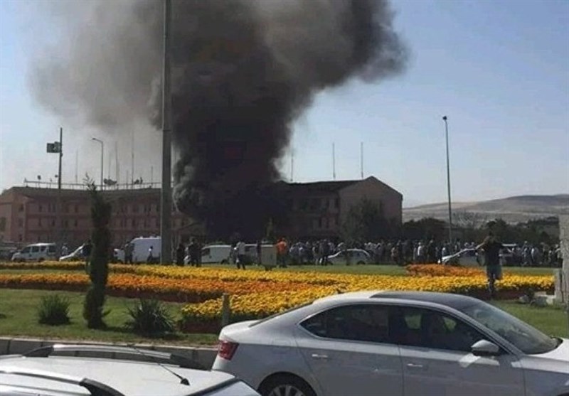 انفجار در نزدیکی مقر پلیس در شرق ترکیه/ ۳ پلیس کشته و ۱۲۰ نفر زخمی شدند