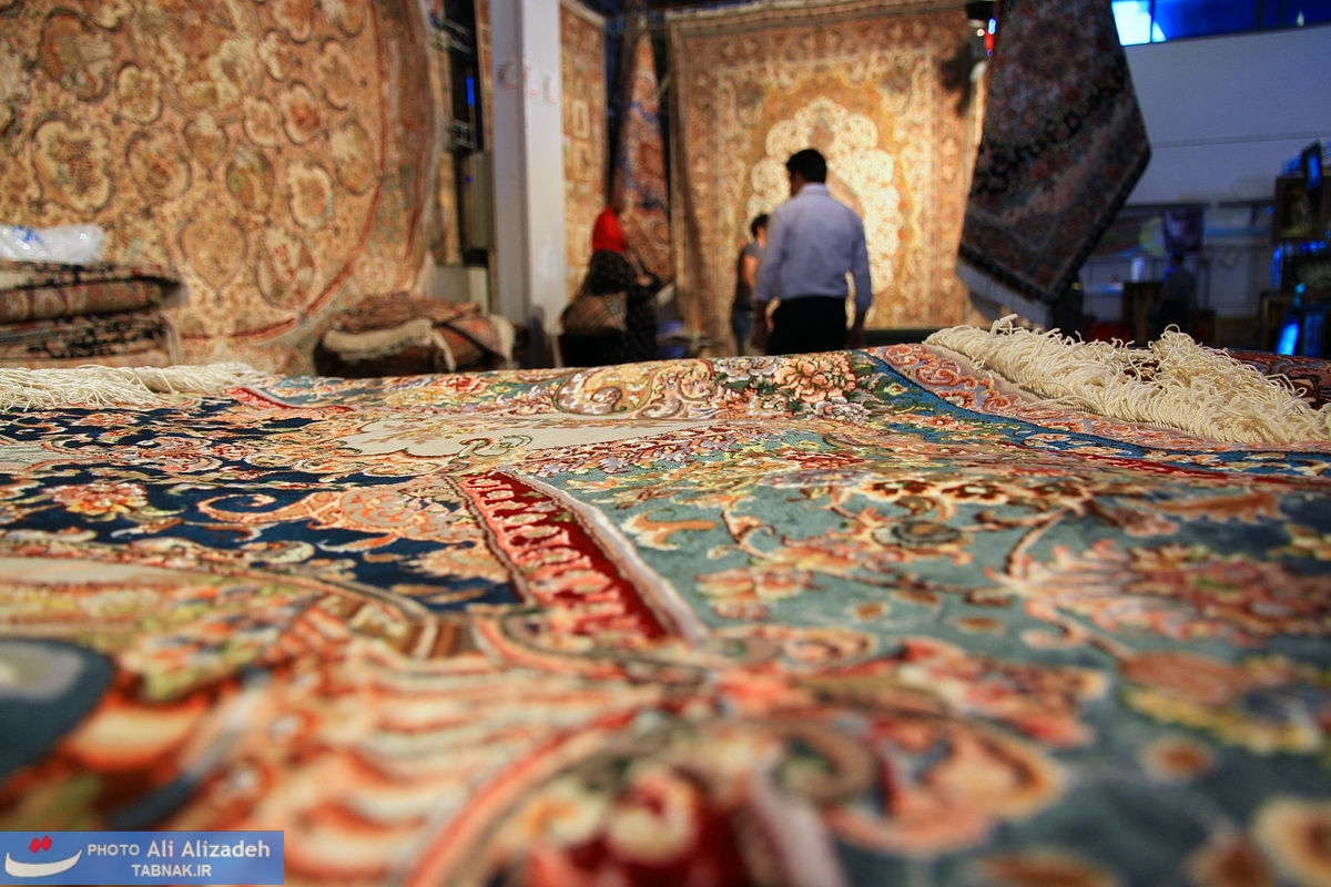 صادرات ۵ تا ۱۰ درصدی فرش‌های دستباف تولید شده در خراسان رضوی