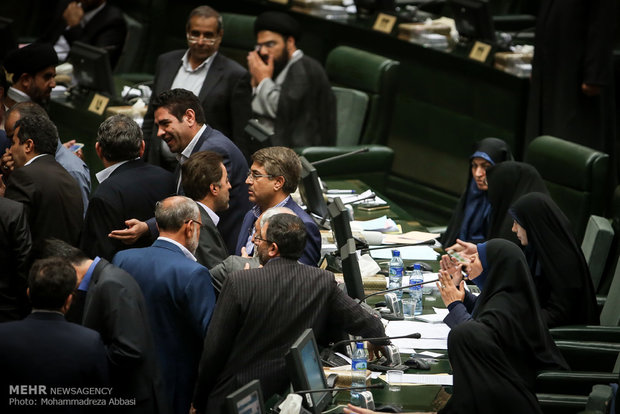 مجلس لایحه کاهش ساعت کار بانوان را بار دیگر اصلاح کرد