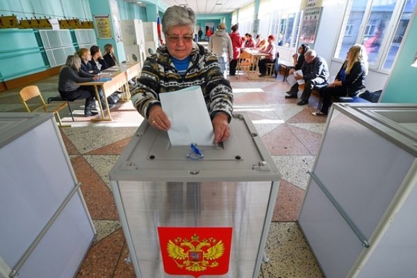 احتمال برگزاری زودهنگام انتخابات ریاست‌جمهوری در روسیه