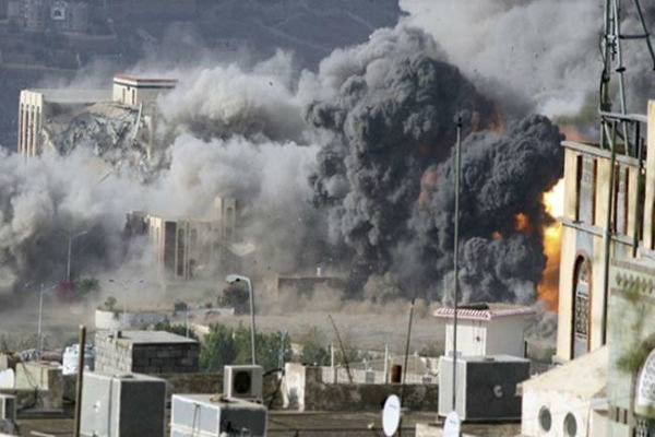 استفاده عربستان از بمب‌های ممنوعه علیه یمنی‌ها همچنان ادامه دارد