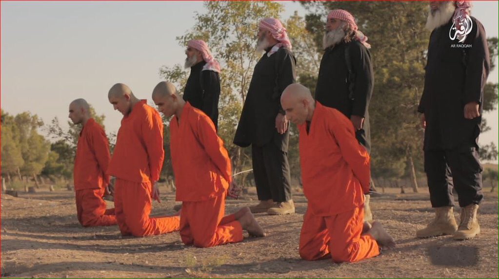 جنایت پیرمردهای داعشی در رقه 