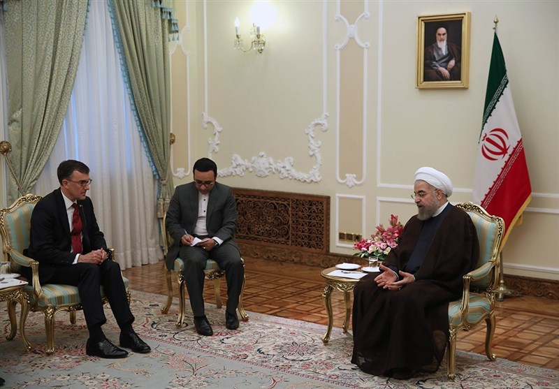 استرالیا نسبت به پناهجویان در چارچوب قوانین بین‌المللی رفتار کند