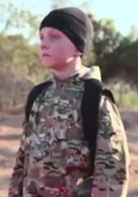 جلاد انگلیسی ۱۳ ساله داعش شناسایی شد + تصاویر